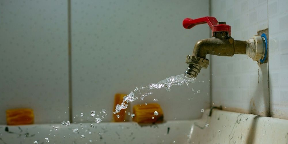 Was Sie bei einem Wasserschaden sofort tun können